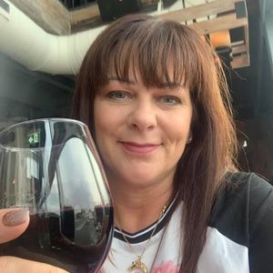 Meet your Posher, Maxine